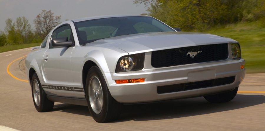 Ford Mustang 2004–2014