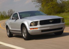 Ford Mustang 2004–2014